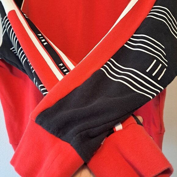 Pink Victoria Secret Cotton Crew Neck Red Logo Pull Over Sweater Size Small - Picture 7 of 9